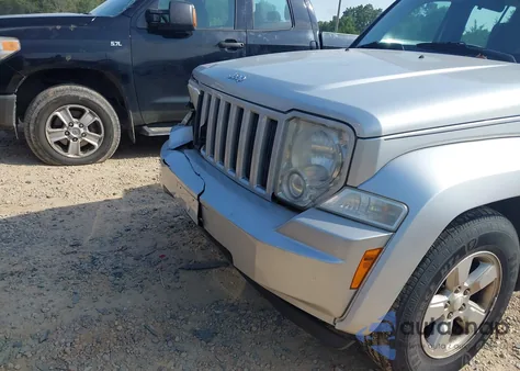 2009 Jeep Liberty Sport из США, поврежденный, VIN 1J8GN28K59W502006